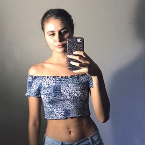 Off-the-shoulder Crop Top